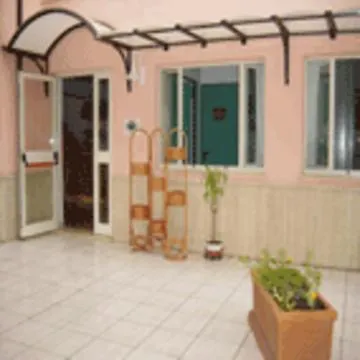 מלון Parthenius Di Diamante 4*