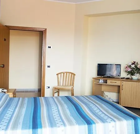 Parthenius Di Diamante Otel